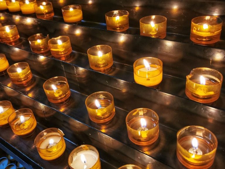 Twentse uitvaartondernemer doet na 20 jaar bedrijf van de hand: