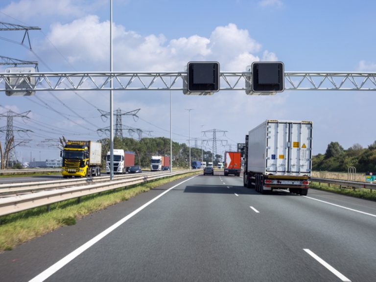 Sluyter Logistics neemt Zwier Veldhoen over